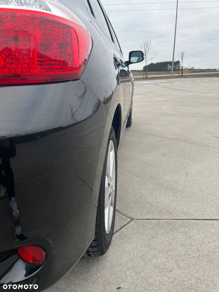 Toyota Auris 1.33 VVT-i - 5