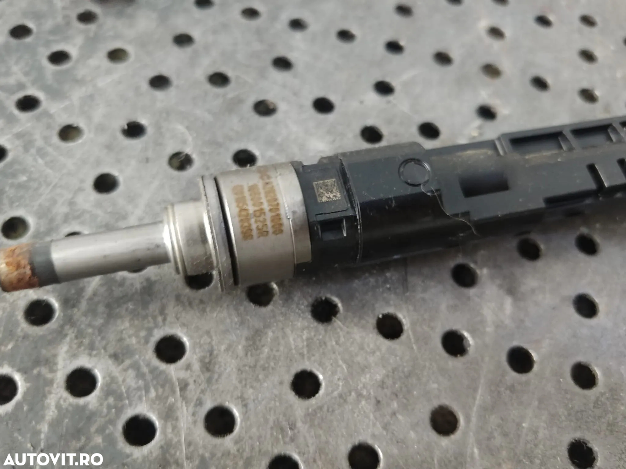 injector h5hb470  1.3 tce renault kadjar  ha hl   a2820701000  166001525r - 3