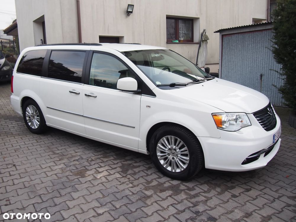 Lancia Voyager 2.8 CRD16v Platinum - 4