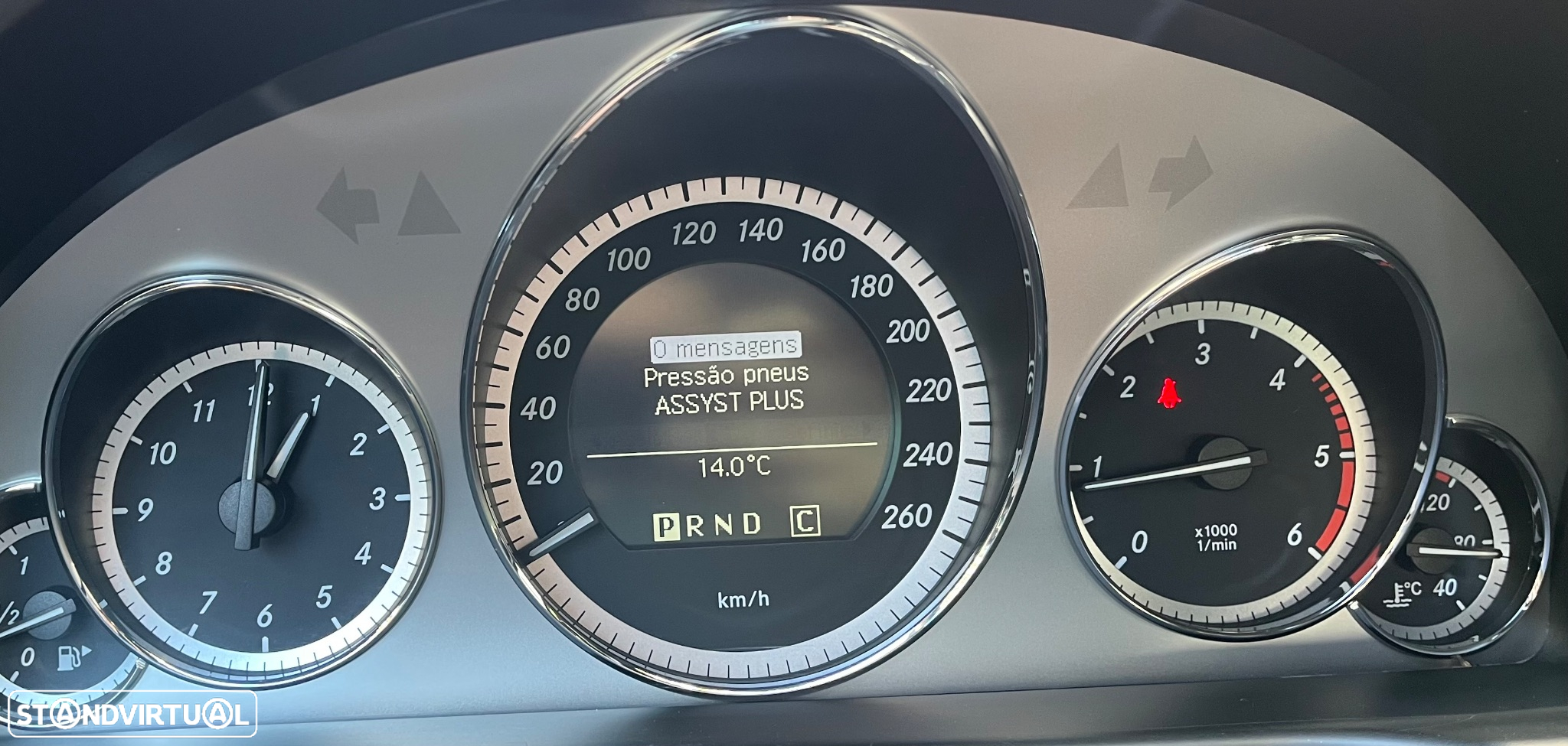 Mercedes-Benz E 250 CDi Elegance BlueEfficiency Auto - 39