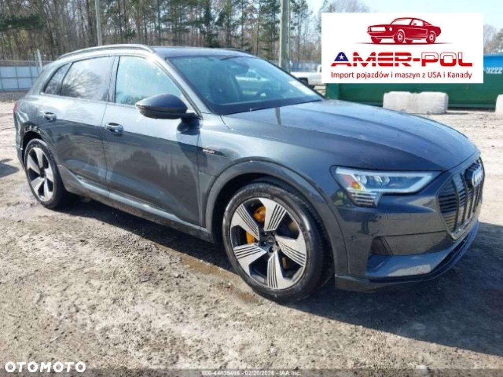 Audi e-tron - 1
