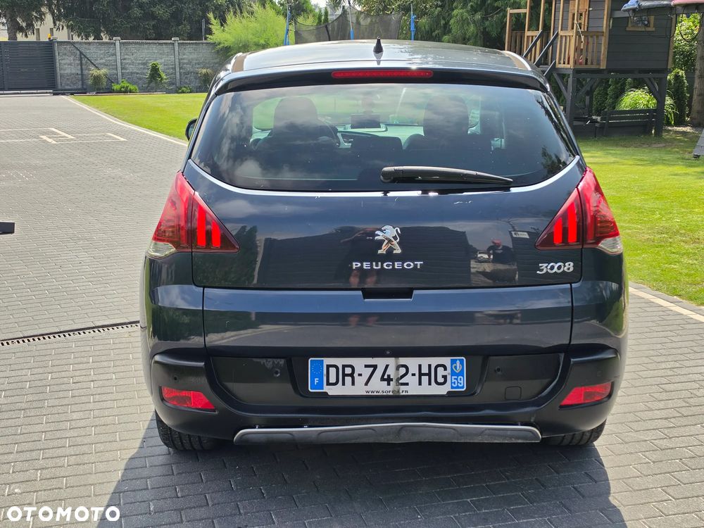 Peugeot 3008 2.0 HDi Allure - 4