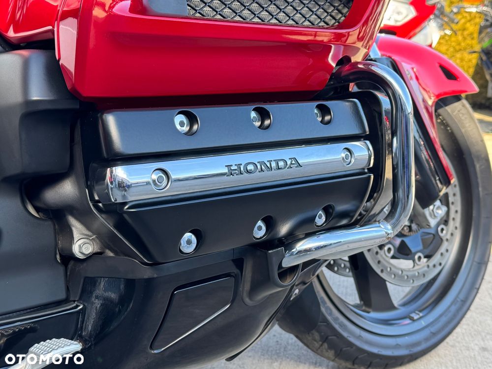 Honda GL - 9