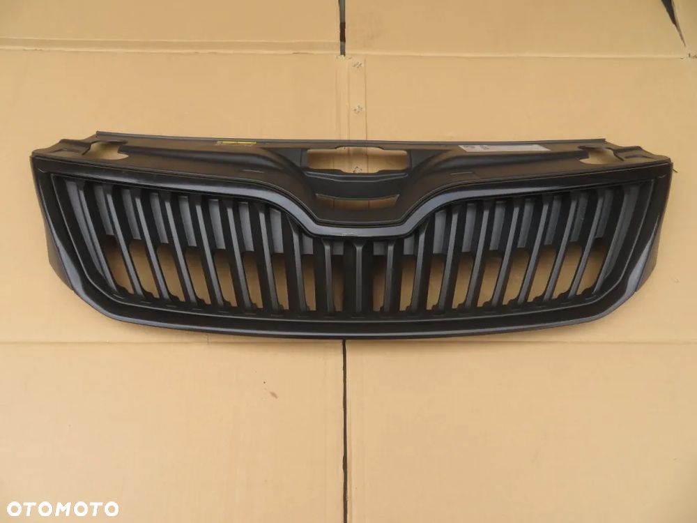 ATRAPA GRILL SKODA RAPID 5JA 12R- KRAKÓW - 2