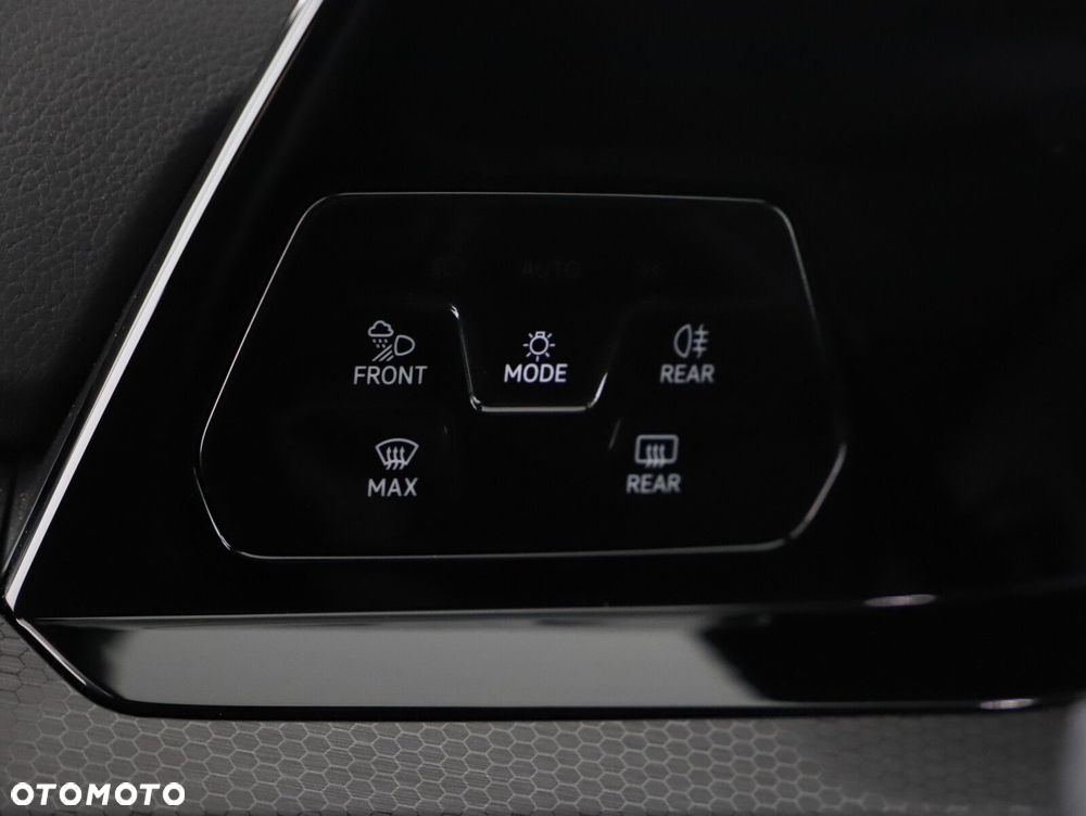 Volkswagen Golf - 17