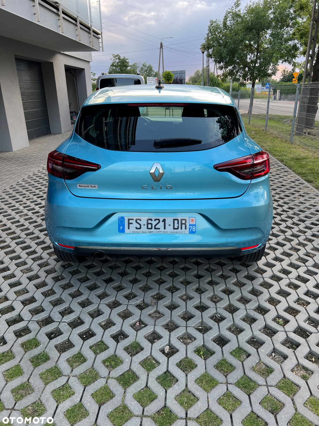 Renault Clio BLUE dCi 85 EXPERIENCE - 5
