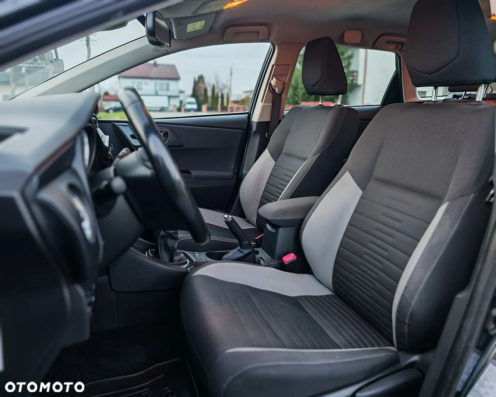 Toyota Auris 1.2 T Premium - 15