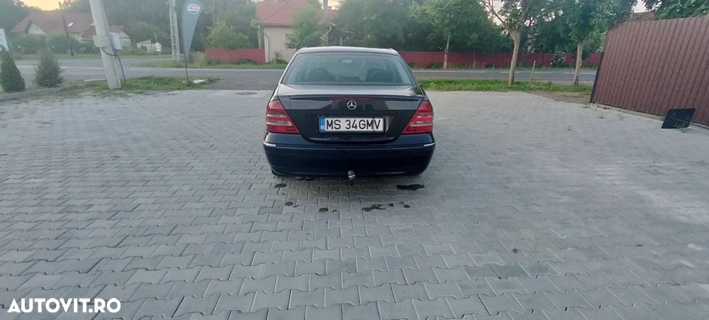 Mercedes-Benz C - 2