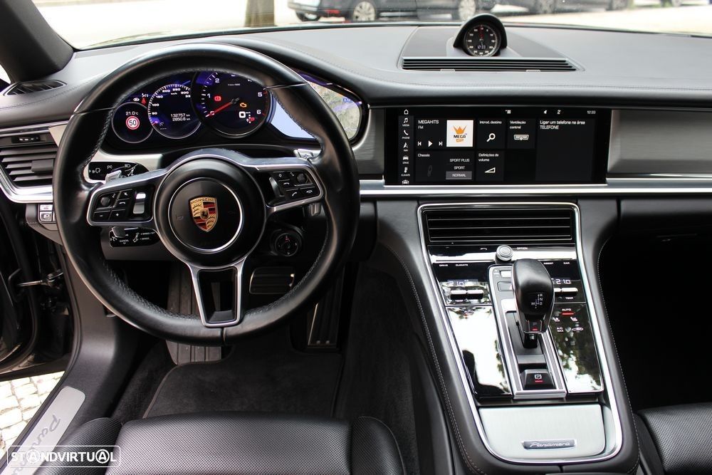 Porsche Panamera 4 S - 18