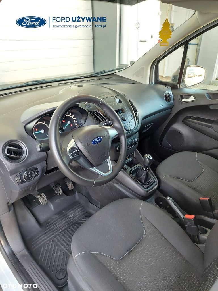 Ford Transit-courier - 11