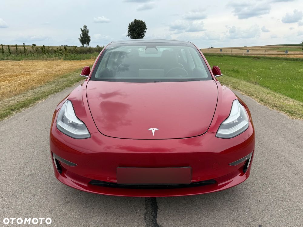 Tesla Model 3 - 9
