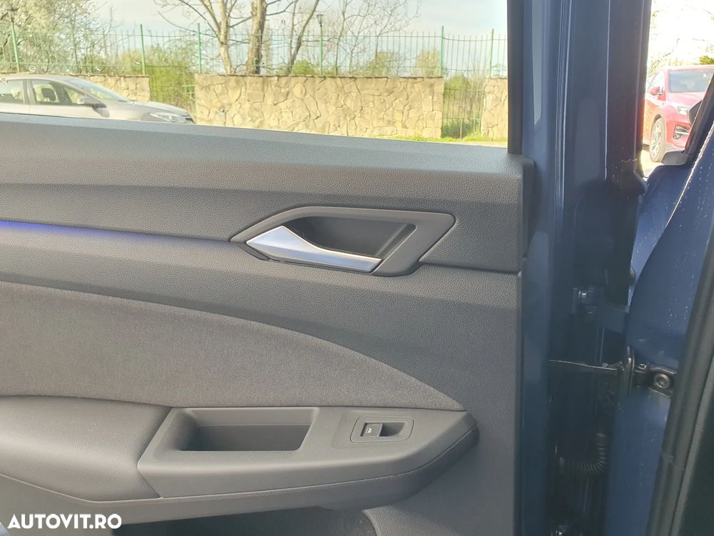 Volkswagen Golf 1.5 eTSI DSG MHEV Life - 9