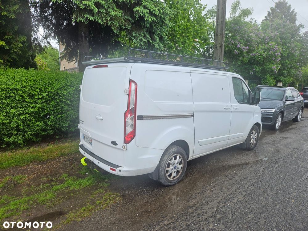 Ford TRANSIT CUSTOM - 3