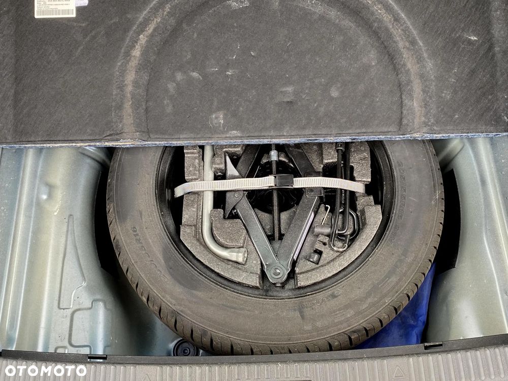 Skoda Superb 2.0 TDI SCR Style DSG - 36