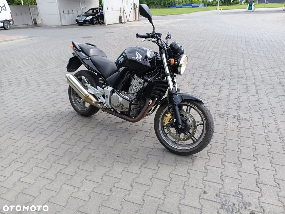 Honda CBF - 2