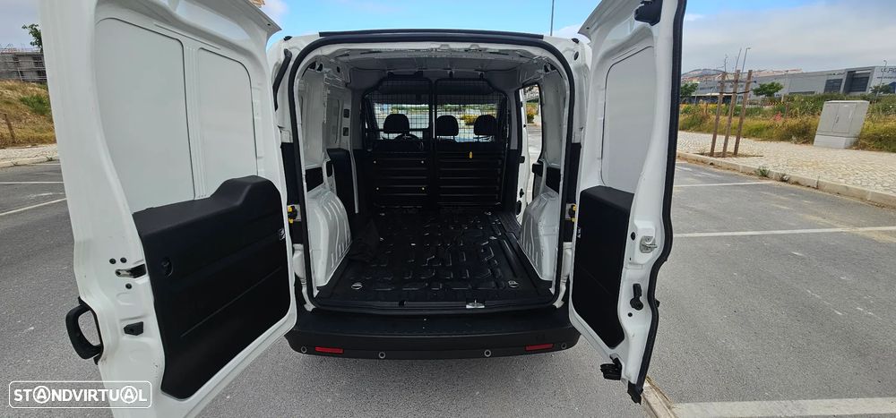 Fiat Doblo Cargo Diesel 1.3 MJ Easy 3L 4P (95cv) - 22