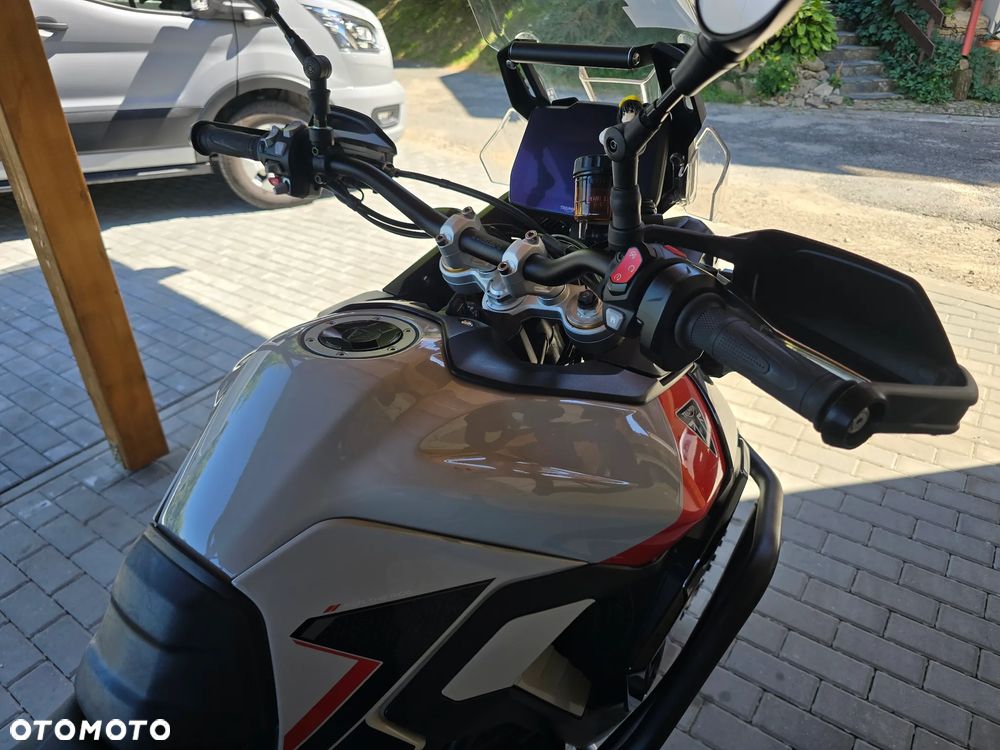 Triumph Tiger - 11