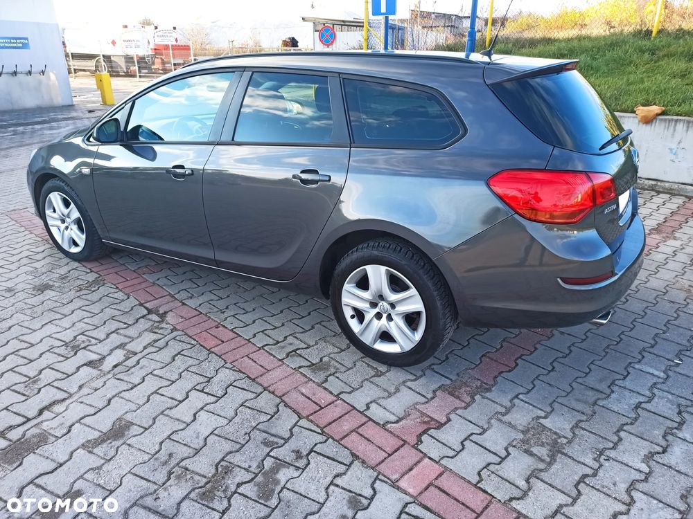Opel Astra 2.0 CDTI DPF Sport - 12