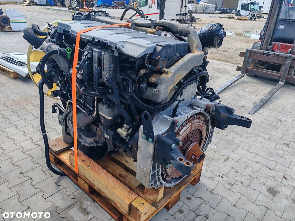 SILNIK KOMPLETNY MAN TGX TGA TGS D2676 LF46 440KM 323KW EURO6 - 6