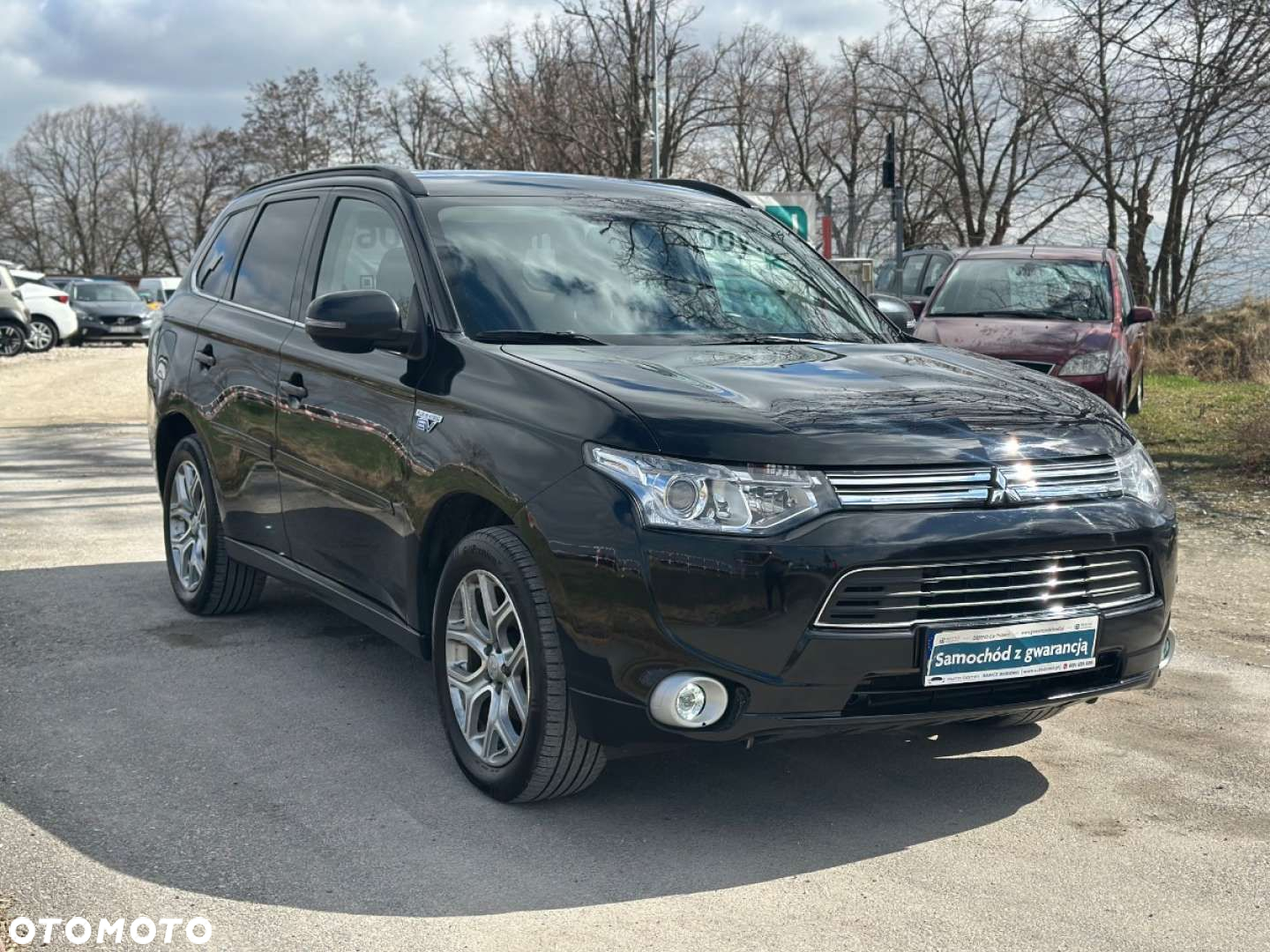 Mitsubishi Outlander - 8