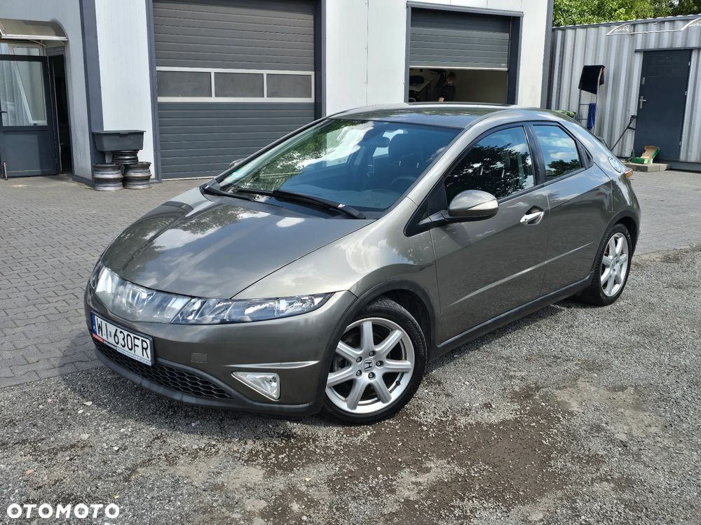 Honda Civic 1.4i-DSi - 1