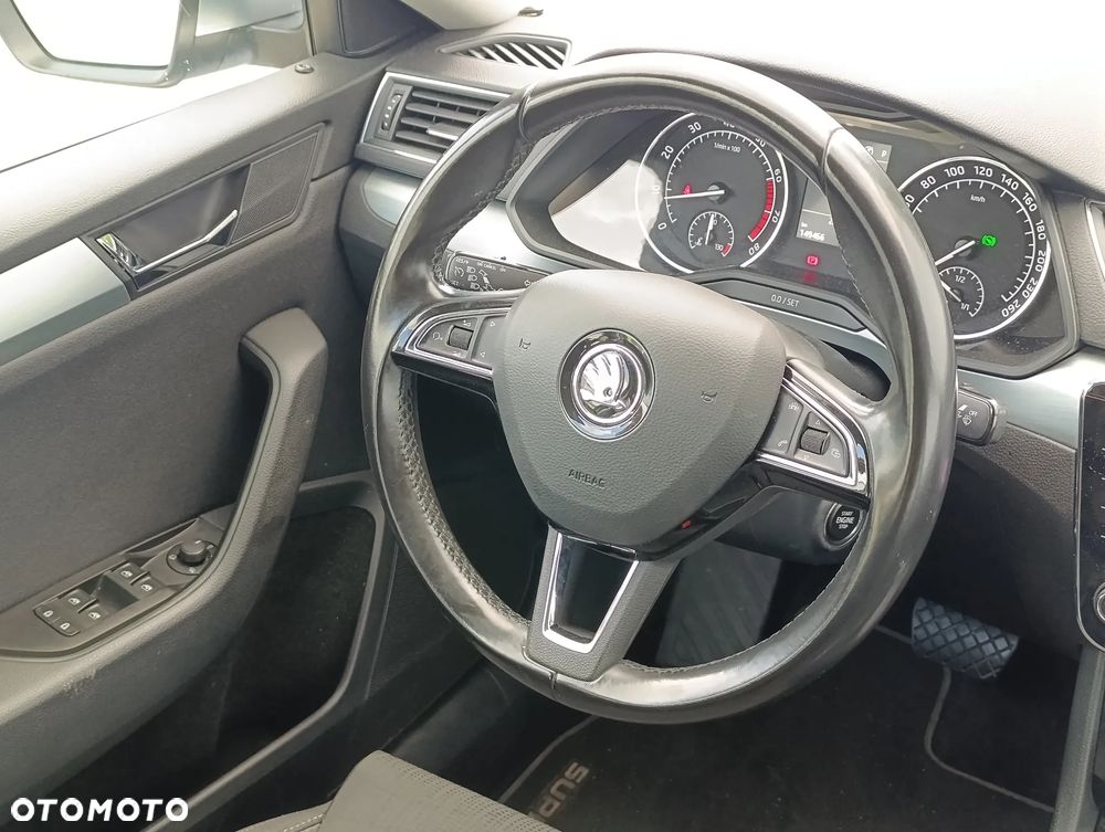 Skoda Superb 1.4 TSI ACT Ambition DSG - 27