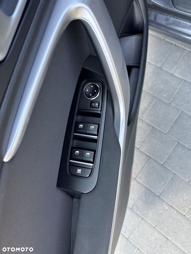 Kia Ceed 1.5 T-GDI M DCT - 12