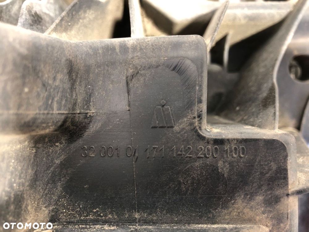 MOCOWANIE REFLEKTORA PRAWE - 339.00 PLN - MAN TGX I 2006 - 2022 18.440 - 5