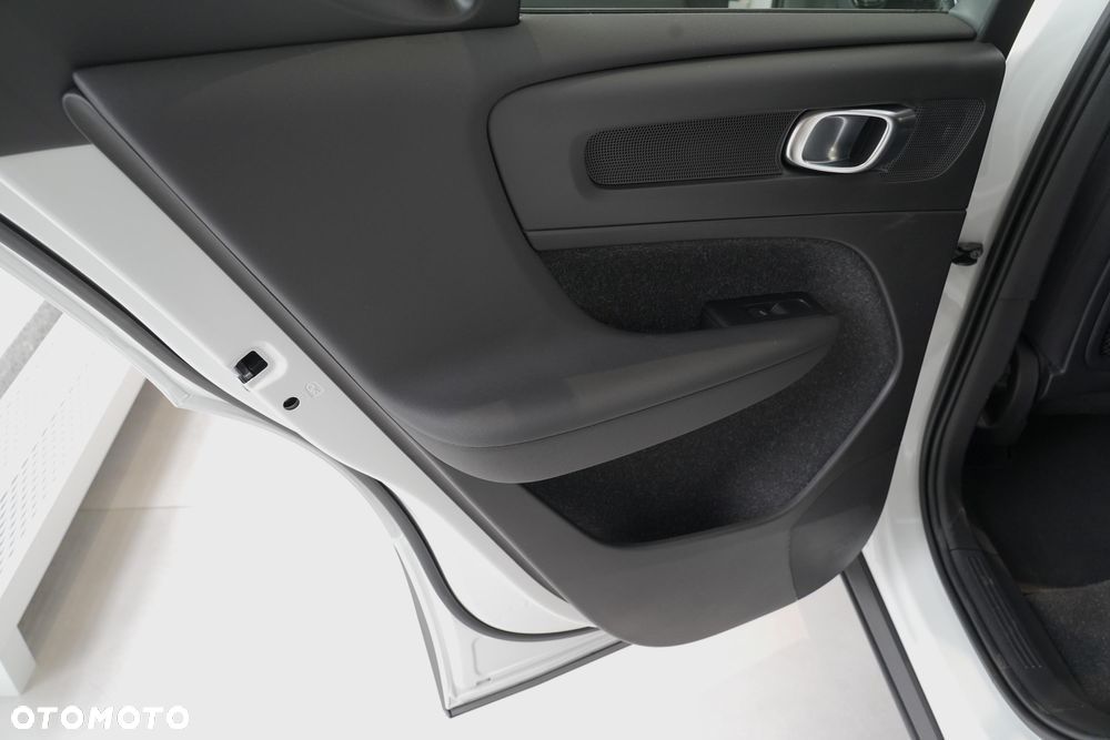 Volvo XC 40 B3 Core - 7