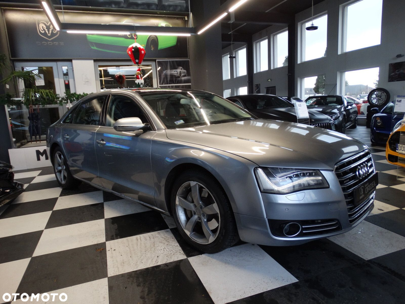 Audi A8 - 2
