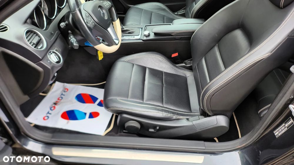 Mercedes-Benz Klasa C 250 CGI BlueEff Sport - 5