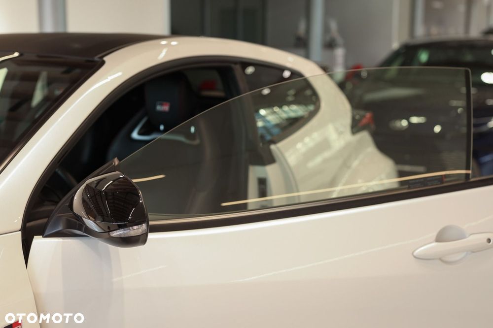 Toyota Yaris - 15