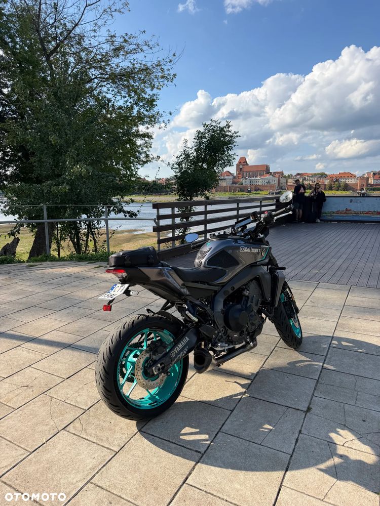 Yamaha MT - 12