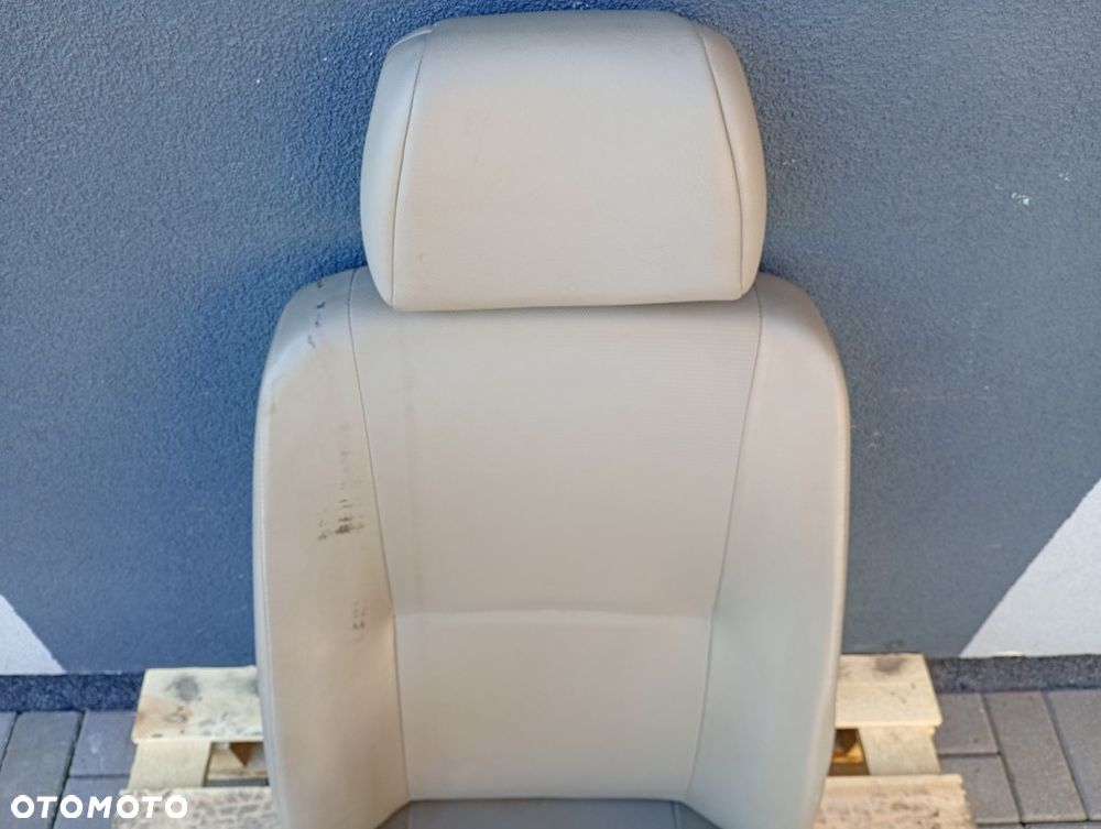 fotel przedni prawy pasażera zapinka vw crafter sprinter w906 2006-2017 - 2