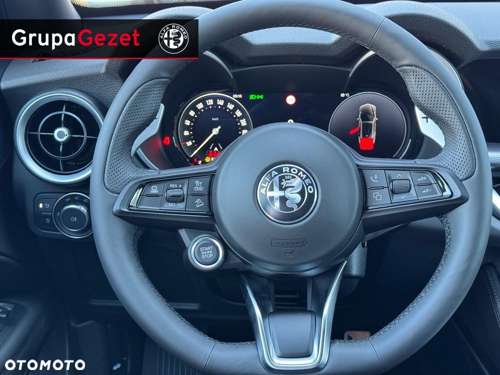 Alfa Romeo Stelvio - 19