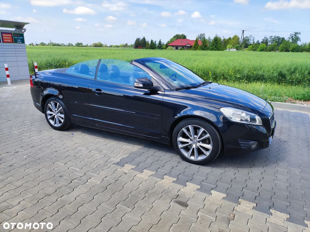 Volvo C70 D3 Momentum - 14