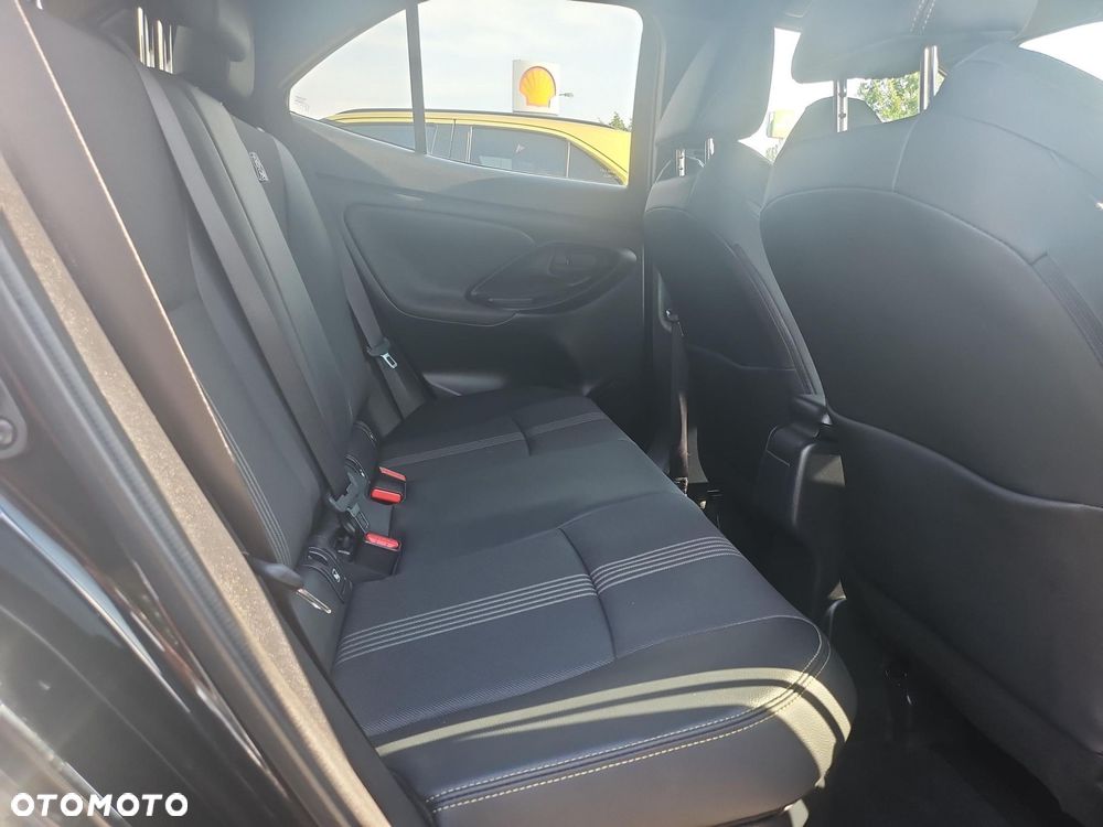 Toyota Yaris Cross Hybrid 1.5 Adventure - 12