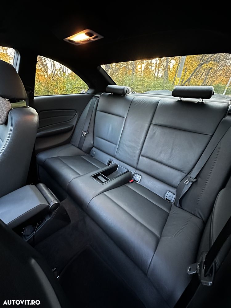 BMW Seria 1 123d - 5