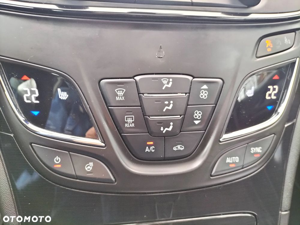 Opel Insignia - 21