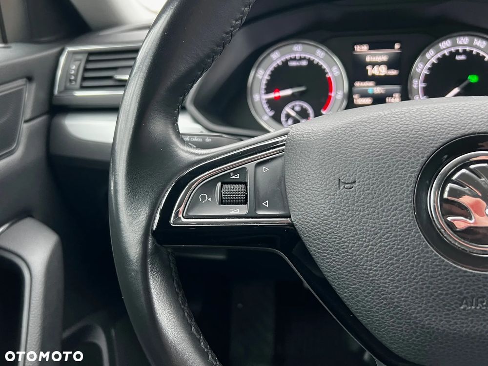 Skoda Superb 1.5 TSI Ambition DSG - 20