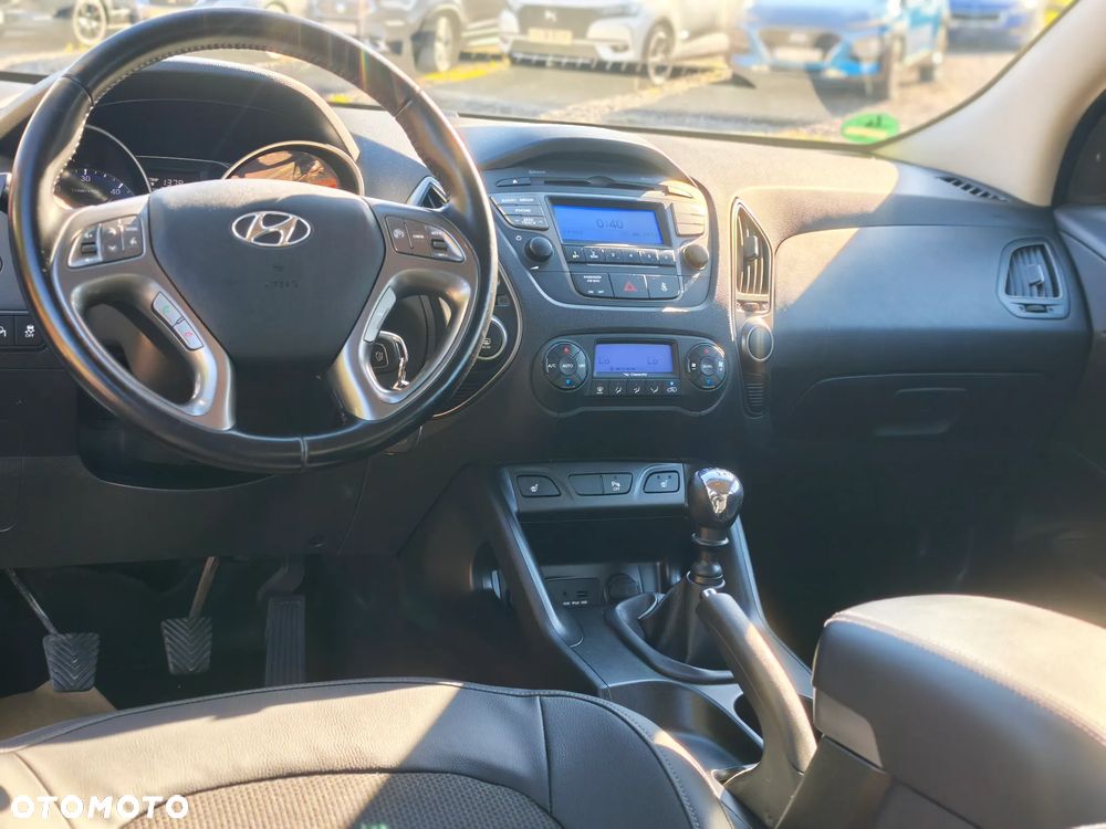 Hyundai ix35 1.7 CRDi 2WD Fifa World Cup Edition - 29