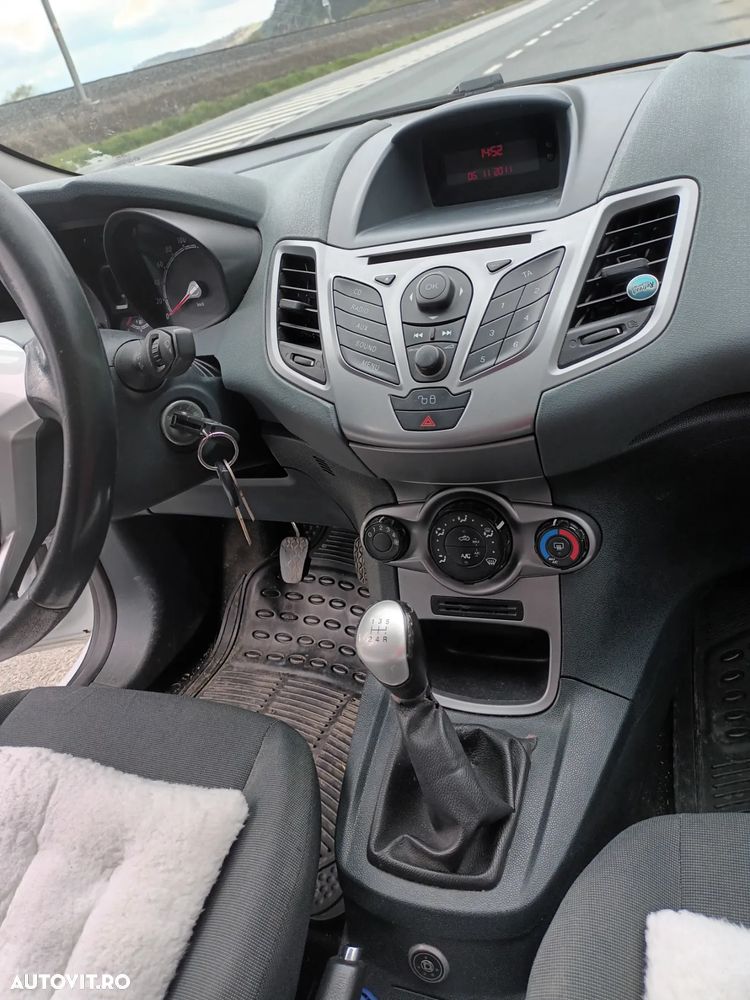 Ford Fiesta - 6