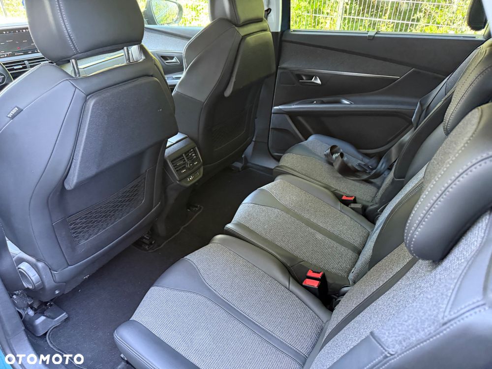 Peugeot 5008 PureTech 130 Stop & Start Allure Business-Paket - 19