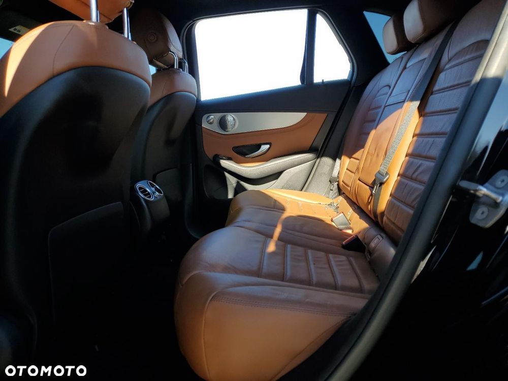 Mercedes-Benz GLC AMG 43 4-Matic - 12