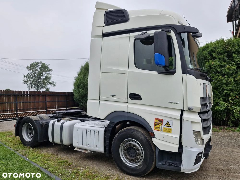 Mercedes-Benz ACTROS - 4