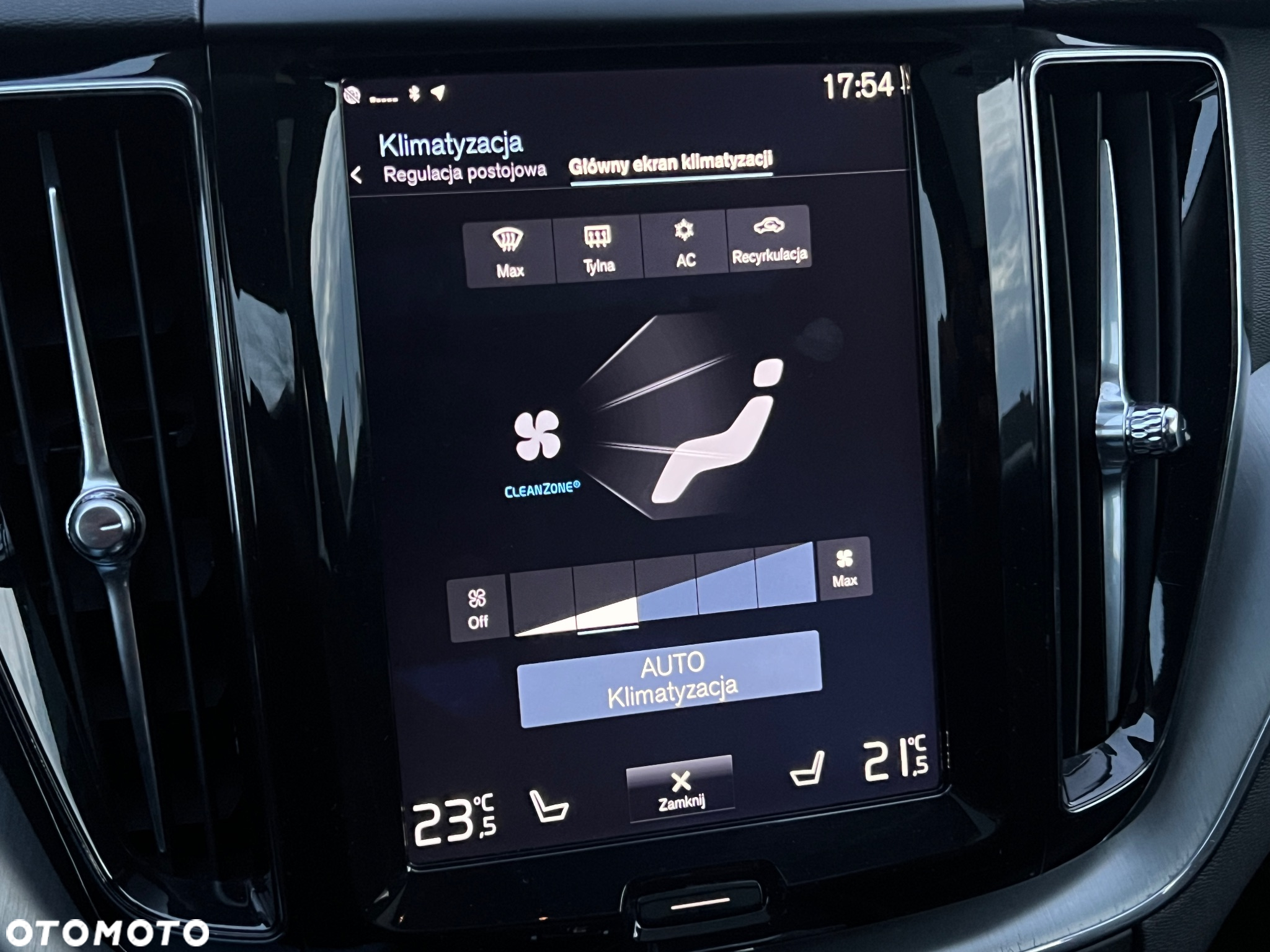 Volvo XC 60 T5 AWD Momentum - 16
