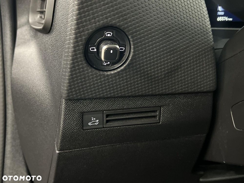 DS Automobiles DS 4 - 11