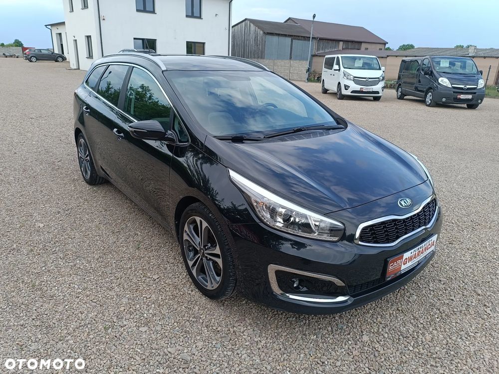 Kia Ceed 1.6 CRDi S - 12
