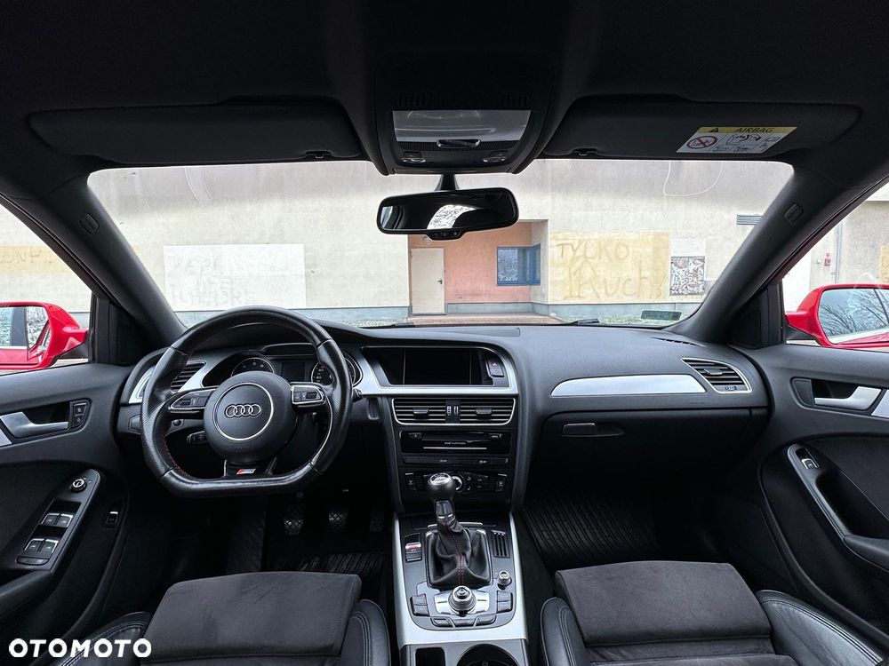 Audi A4 Limousine 1.8 TFSI S line Sportpaket - 27