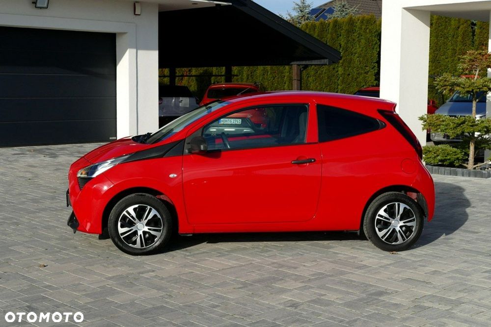 Toyota Aygo X 1.0 VVT-i X-play - 11